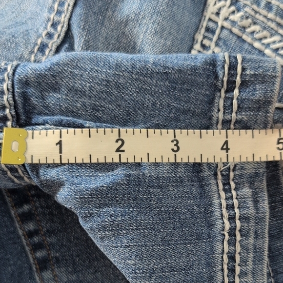 Maurices Distressed Blue Jean Shorts, Sz. 13/14 - Picture 8 of 8